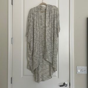 Pure Gold Poncho - OS